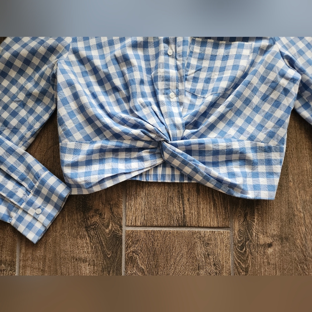 Lumiere Cropped Front Twist Button-Up Cotton Long… - image 2